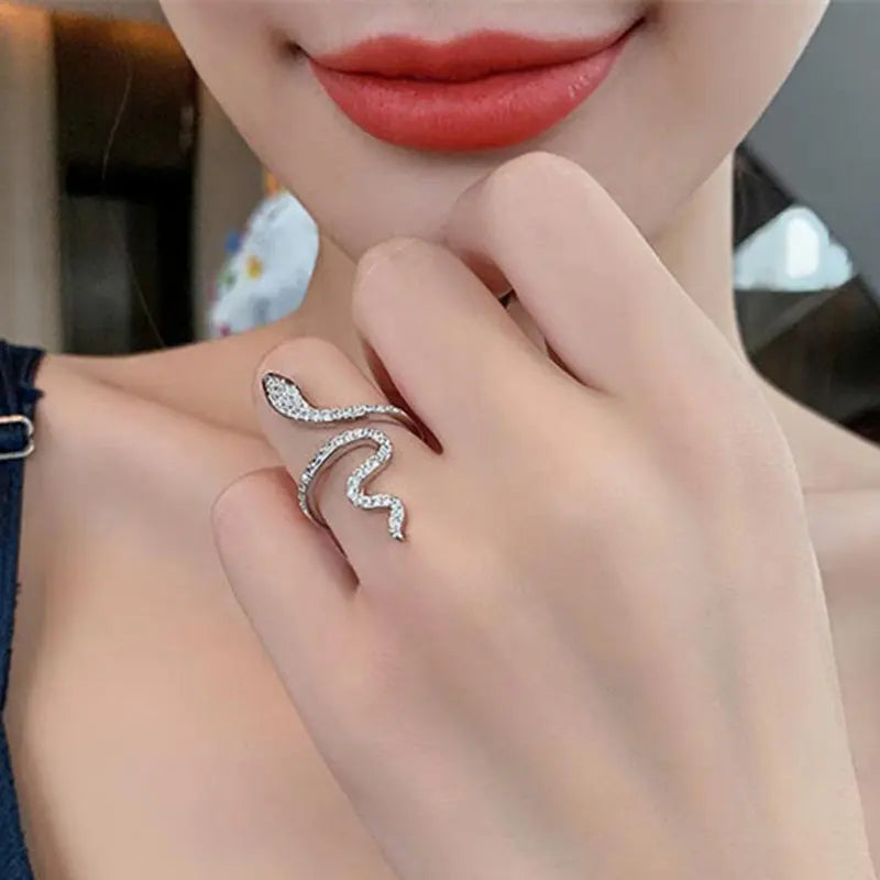 Charm Aesthetic Crystal Zircon Snake Ring Opening Adjustable Animal Rings for Women Temperament Jewelry Accessories Girl Gifts