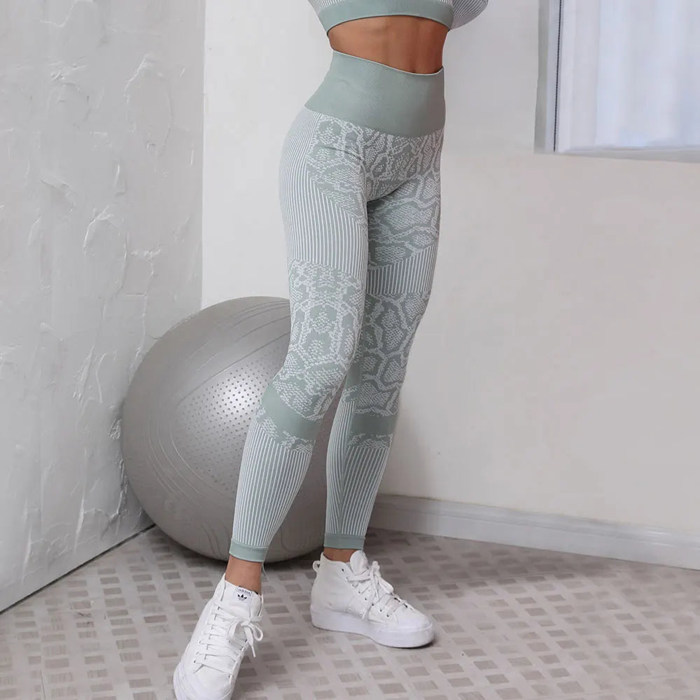 Sportswear Women's Gym Seamless Yoga Pants Workout breathable Yoga Leggings High waist hip lifting sweatpants