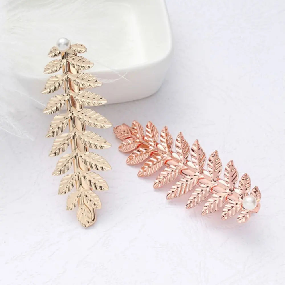 Western Hot Design Pearl Hairpin Leaf Shape Creative Metal Fashion Hair Clip For Trend Modern Women Accessory